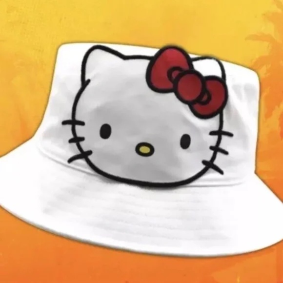 NWT Hello Kitty x SF Giants Bucket Hat Limited Edition MLB 50th Anniversary VIP - Picture 2 of 7